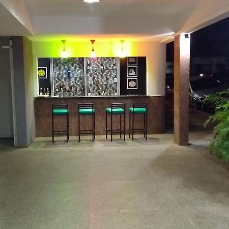 Hotel E Churrascaria Coqueiro Verde Oeiras Buitenkant foto