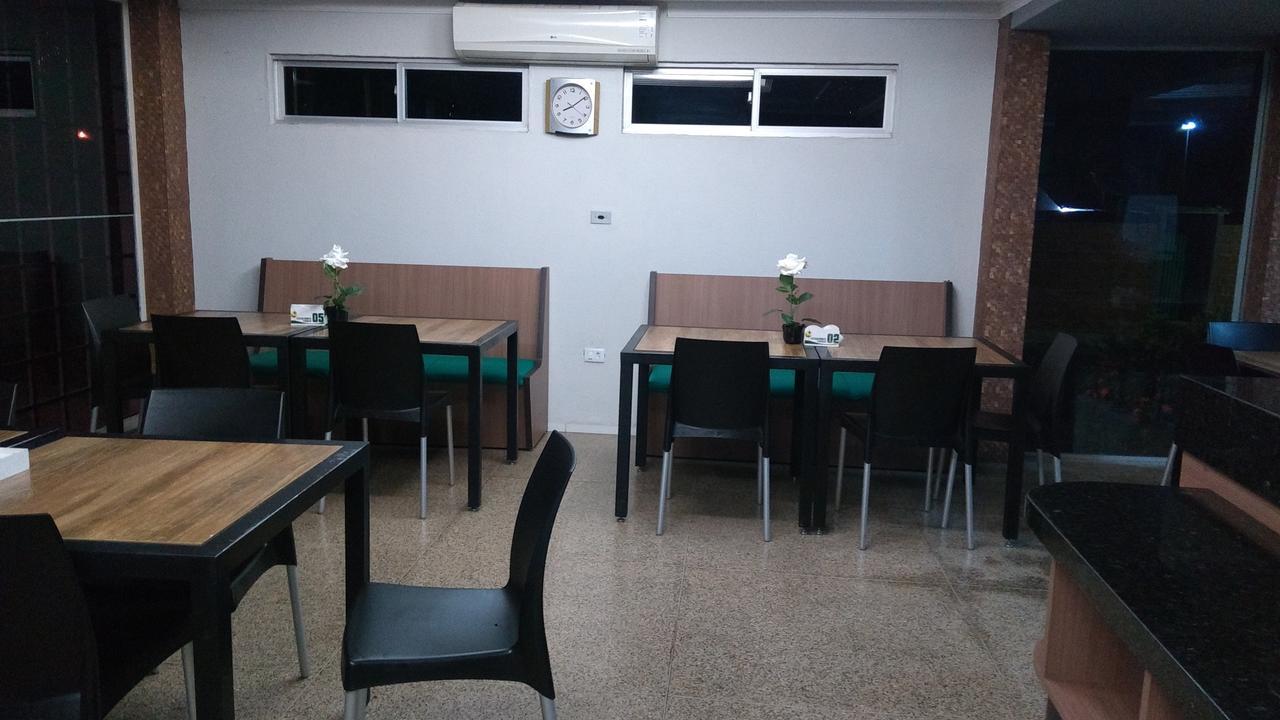 Hotel E Churrascaria Coqueiro Verde Oeiras Buitenkant foto